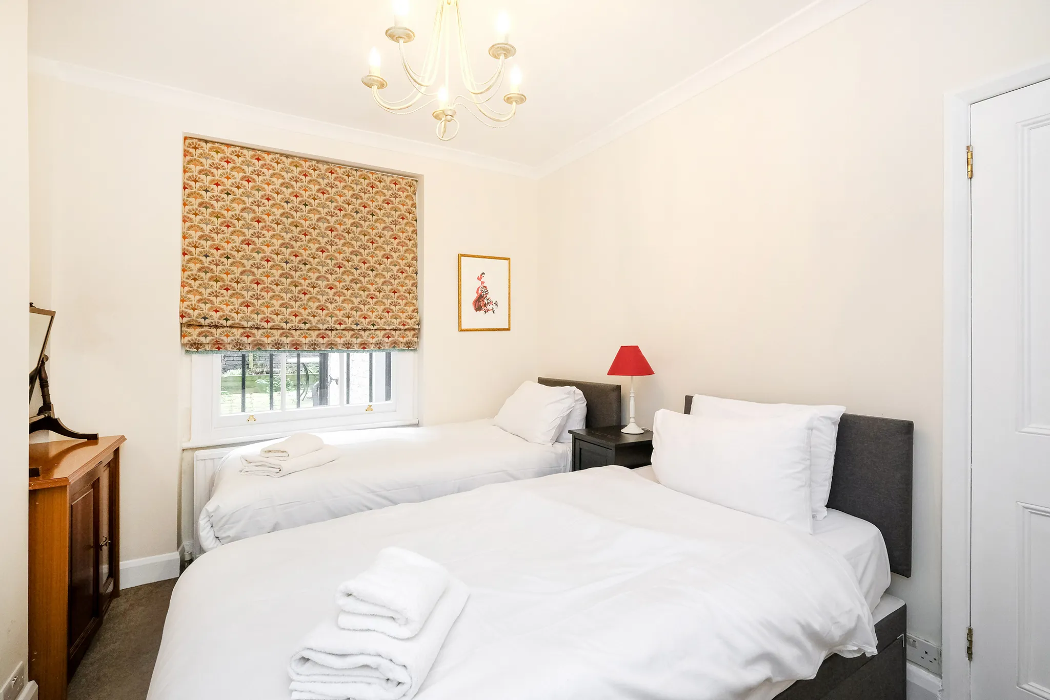 Winchester Street, holiday apartment in Pimlico, London