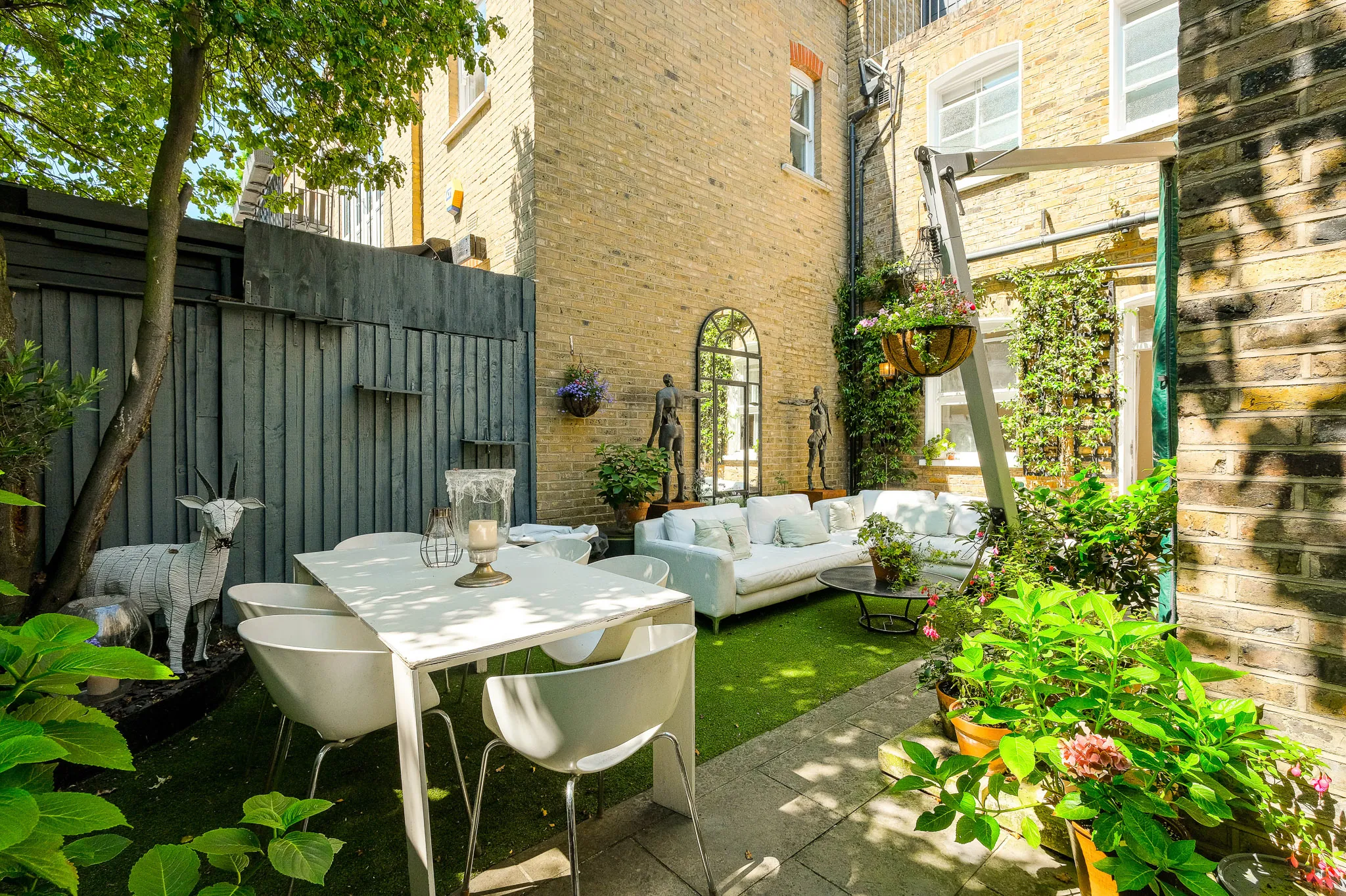 Battersea Church Road, holiday townhouse in Battersea, London