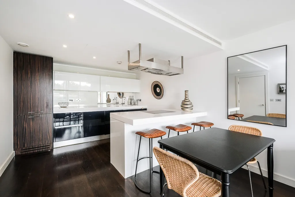 Gatliff Road, holiday apartment in Chelsea, London