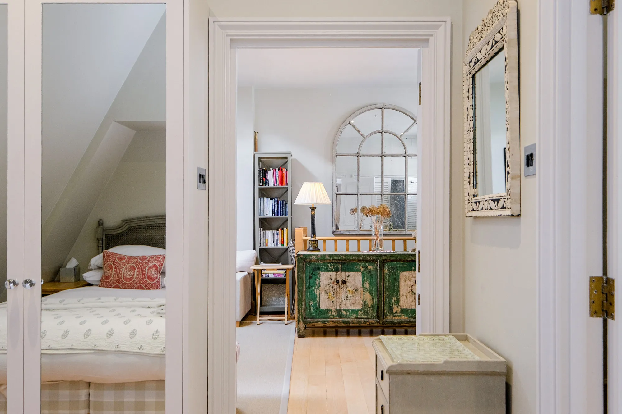 Cadogan Street, holiday townhouse in Chelsea, London