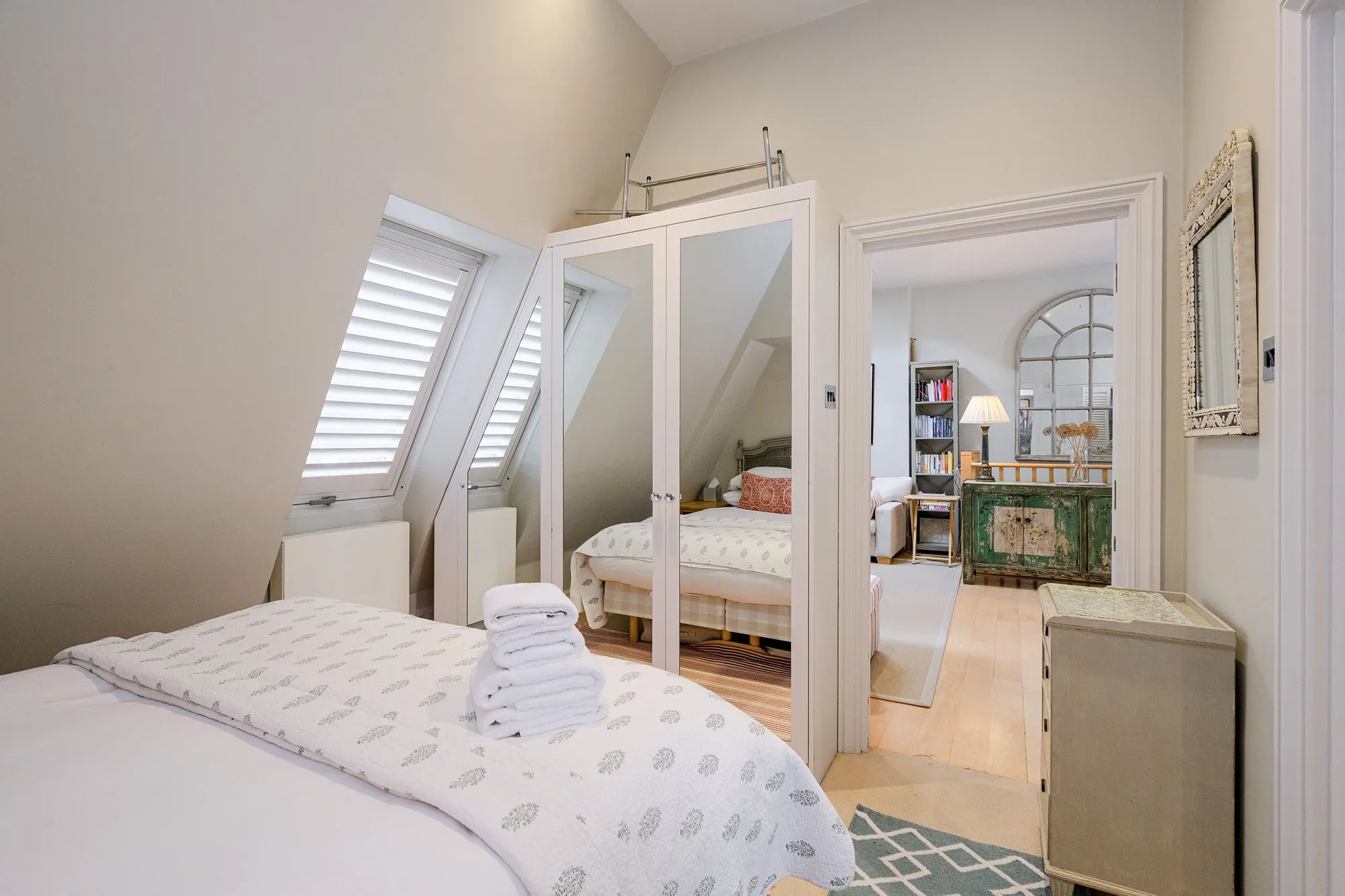 Cadogan Street, holiday townhouse in Chelsea, London