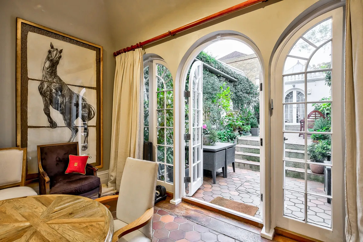 Cheyne Walk, holiday townhouse in Chelsea, London