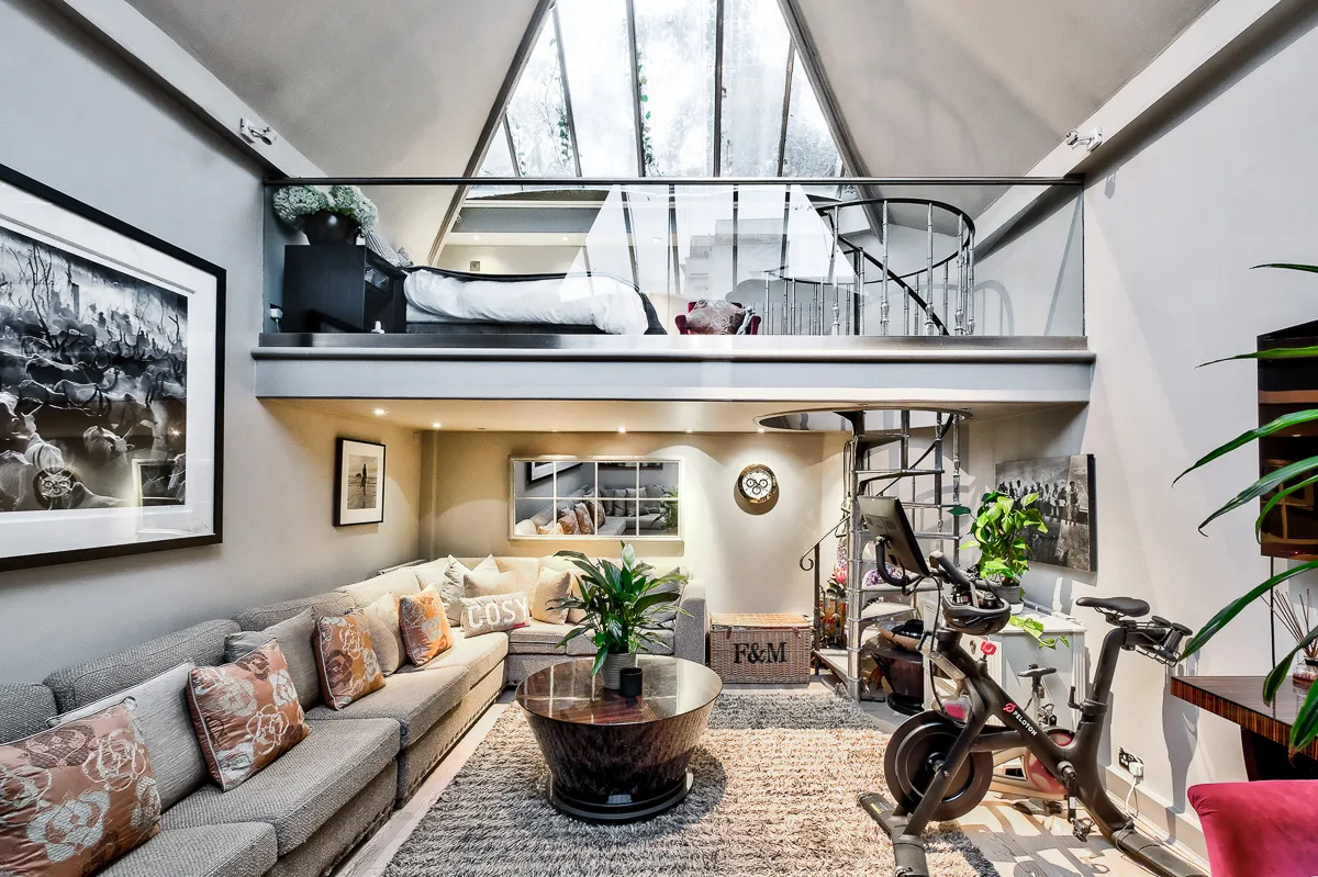 Cheyne Walk, holiday townhouse in Chelsea, London