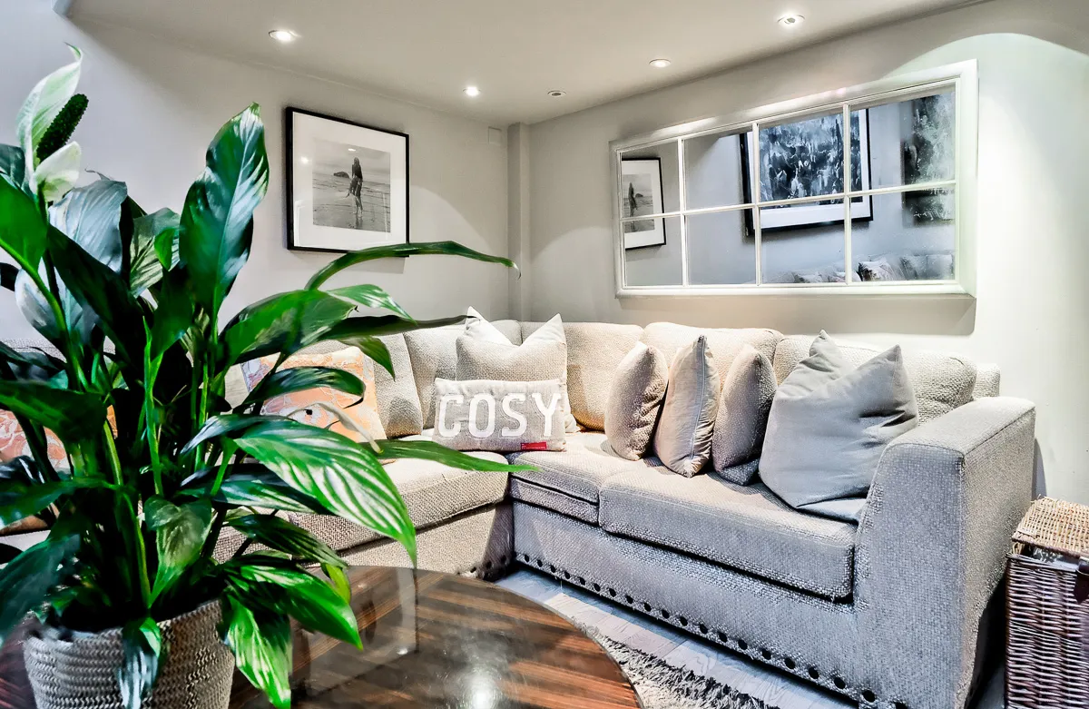 Cheyne Walk, holiday townhouse in Chelsea, London