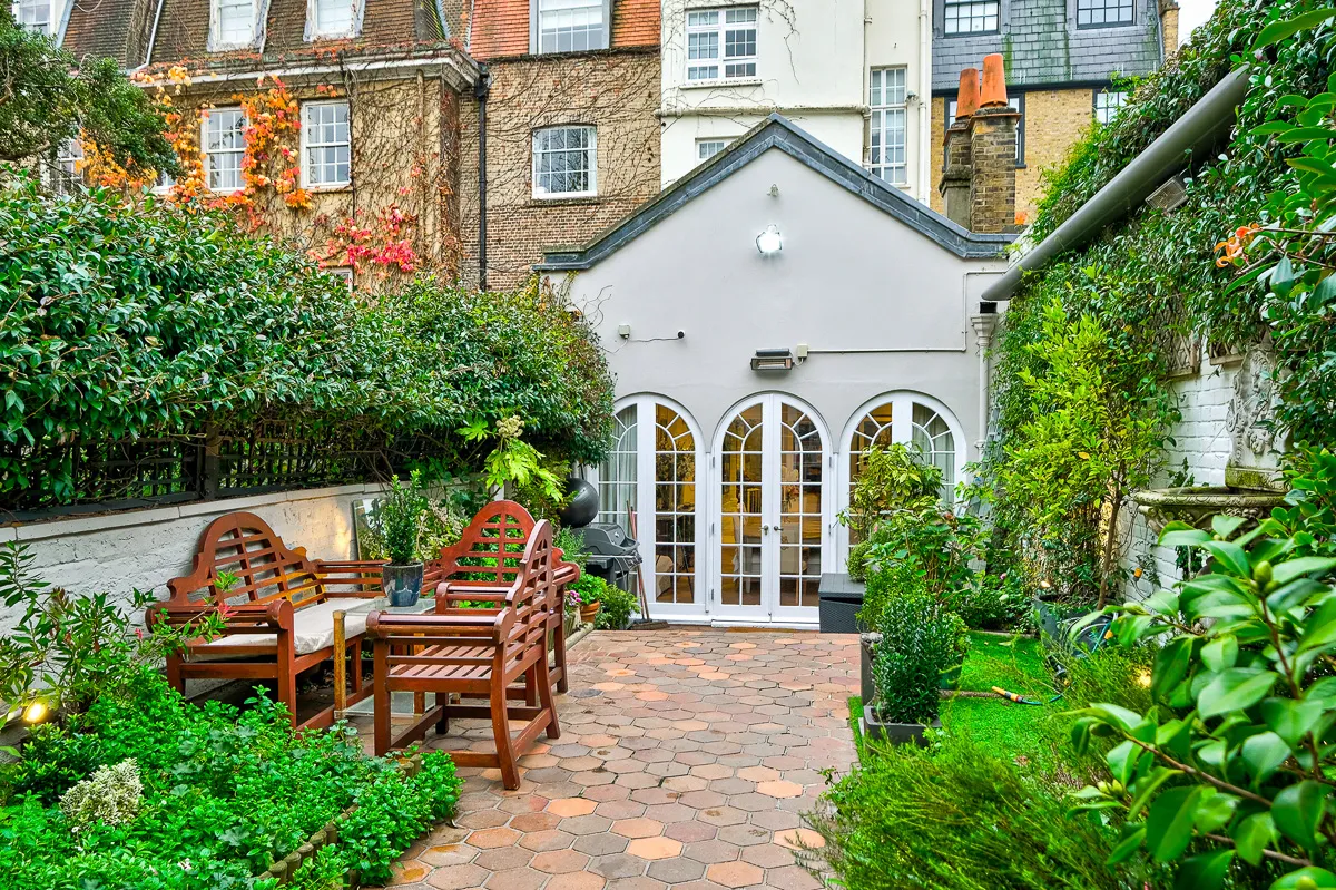 Cheyne Walk, holiday townhouse in Chelsea, London