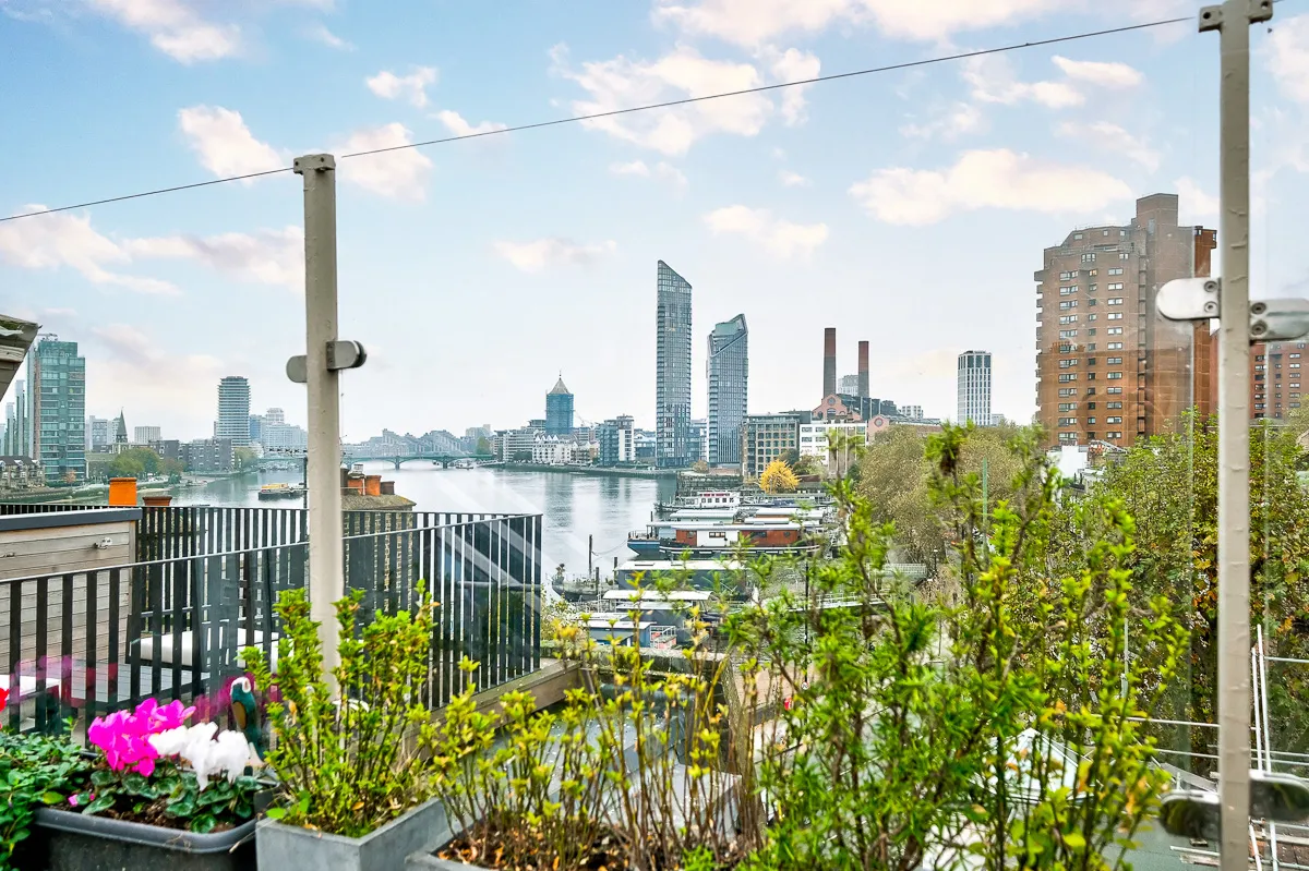 Cheyne Walk, holiday townhouse in Chelsea, London
