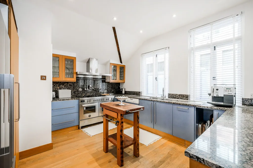 St Anselm's Place, holiday mews in Mayfair, London