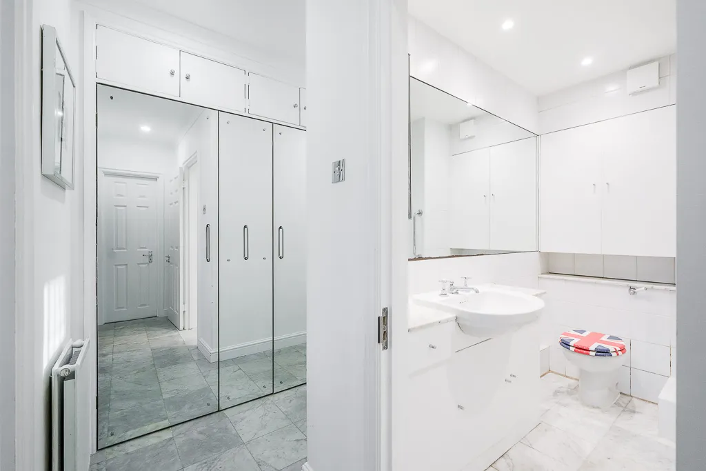 St Anselm's Place, holiday mews in Mayfair, London