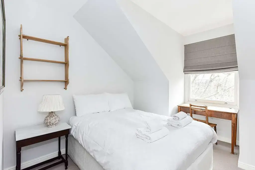 Brondesbury Road, holiday home in Hampstead, London