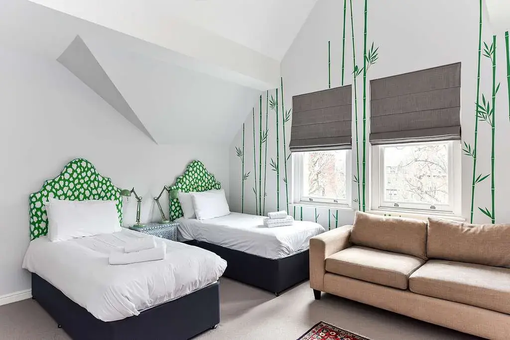 Brondesbury Road, holiday home in Hampstead, London