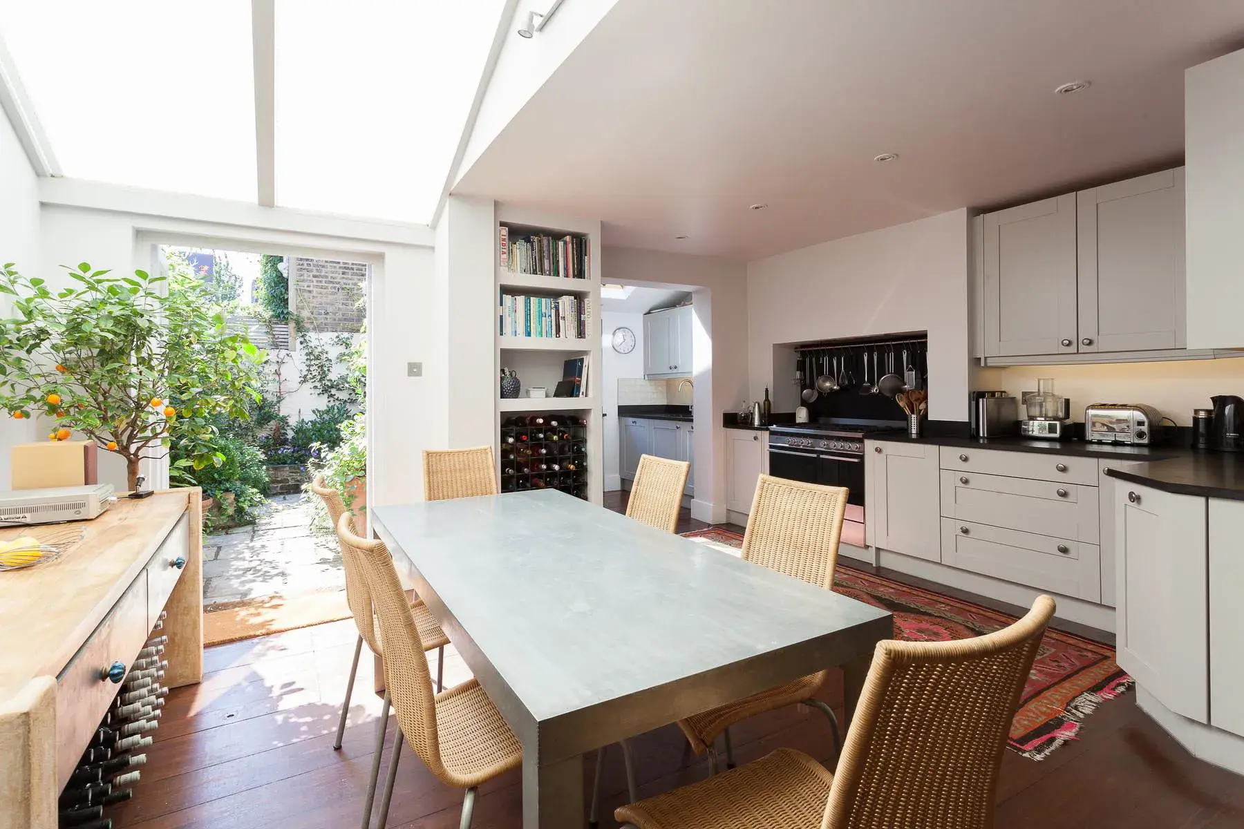 Afghan Road, holiday home in Battersea, London