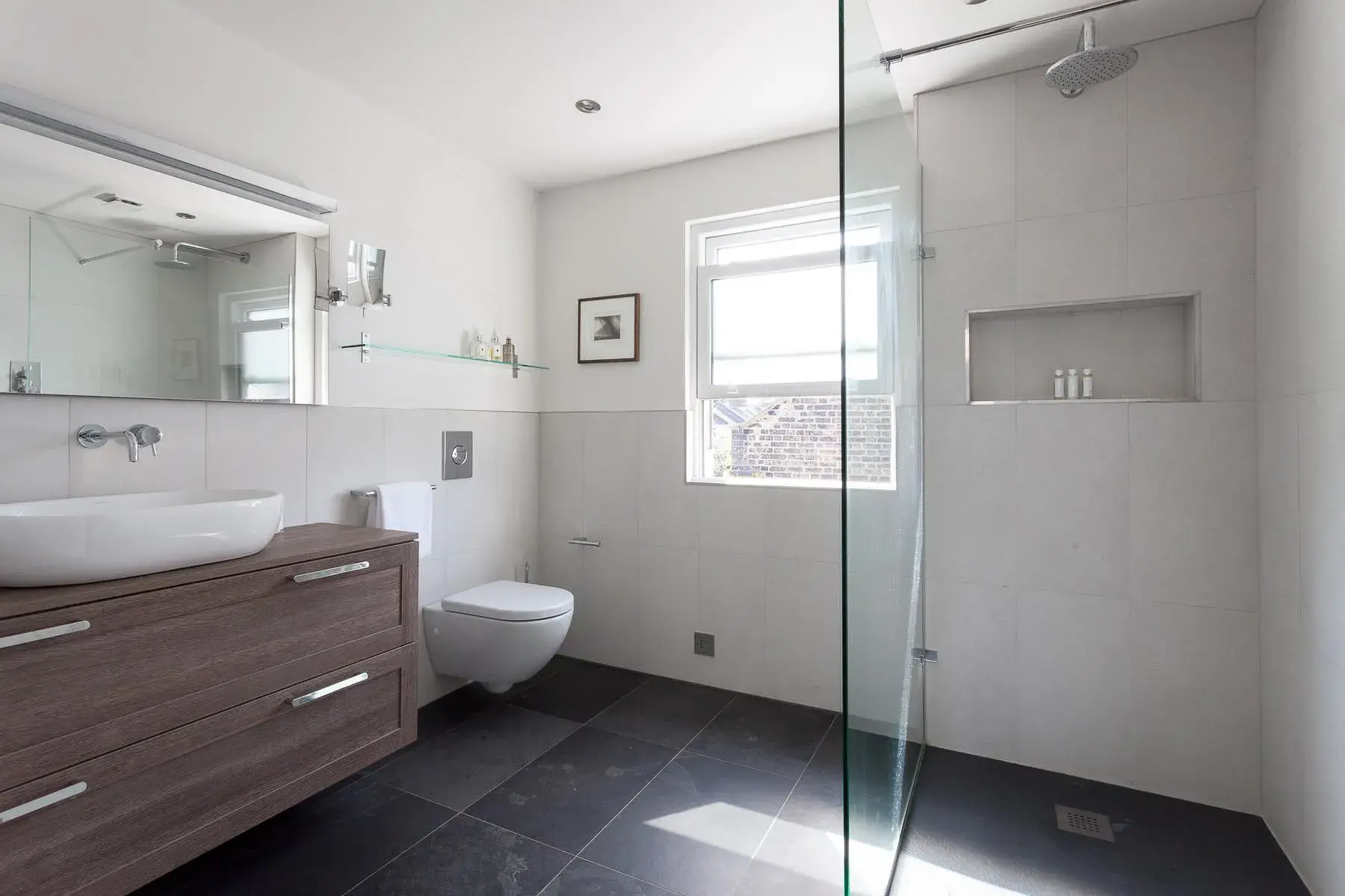 Afghan Road, holiday home in Battersea, London