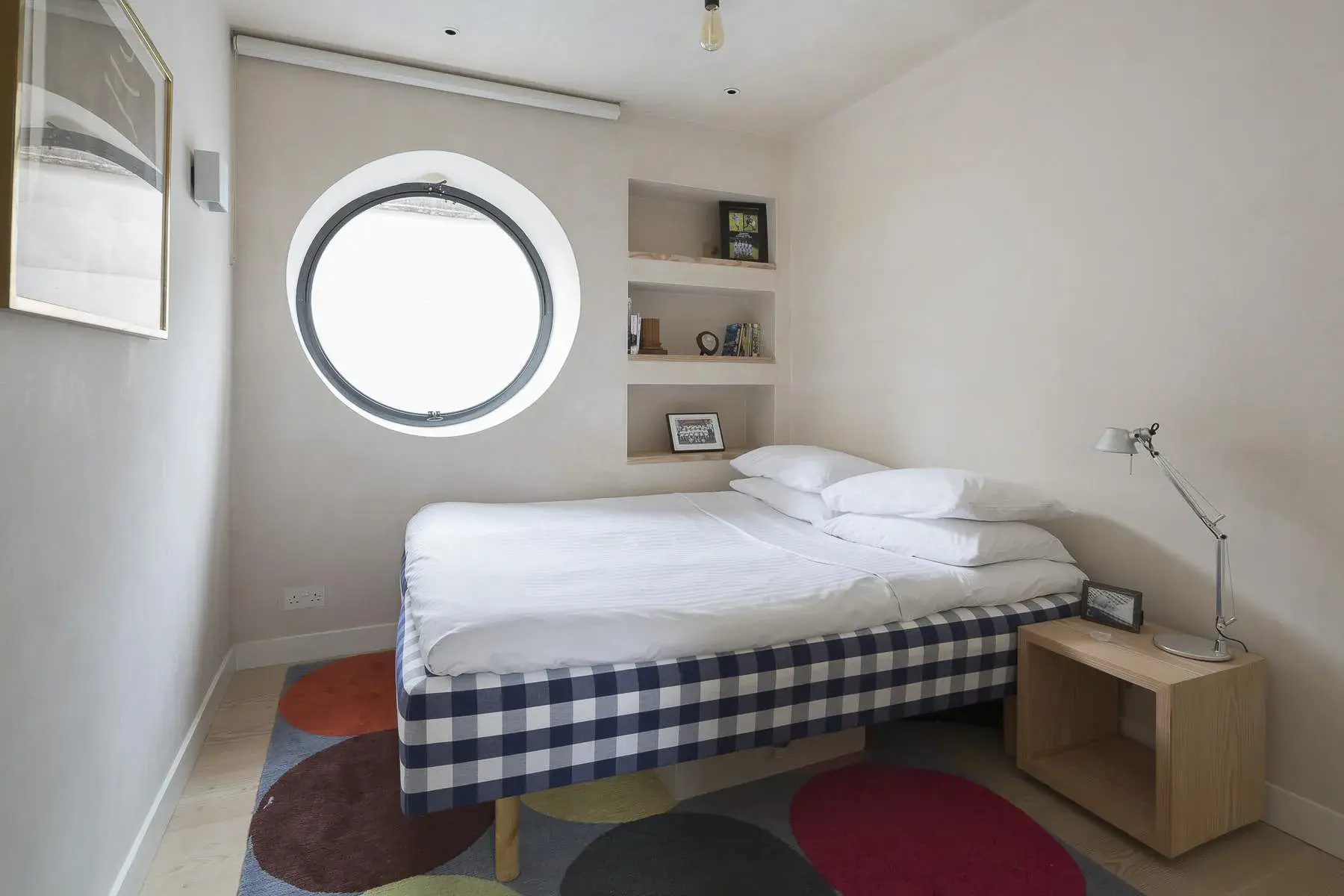 Blythe Road, holiday home in Kensington, London