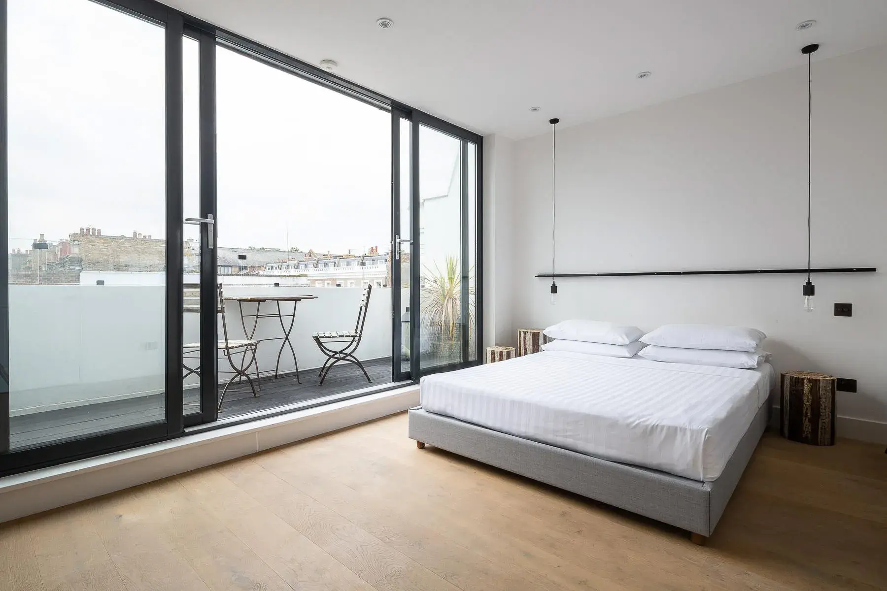 Chalcot Road, holiday home in Primrose Hill, London