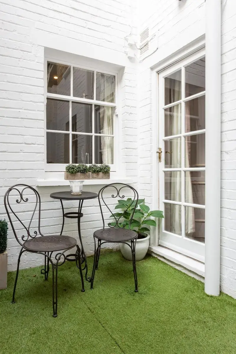 Claverton street, holiday home in Pimlico, London