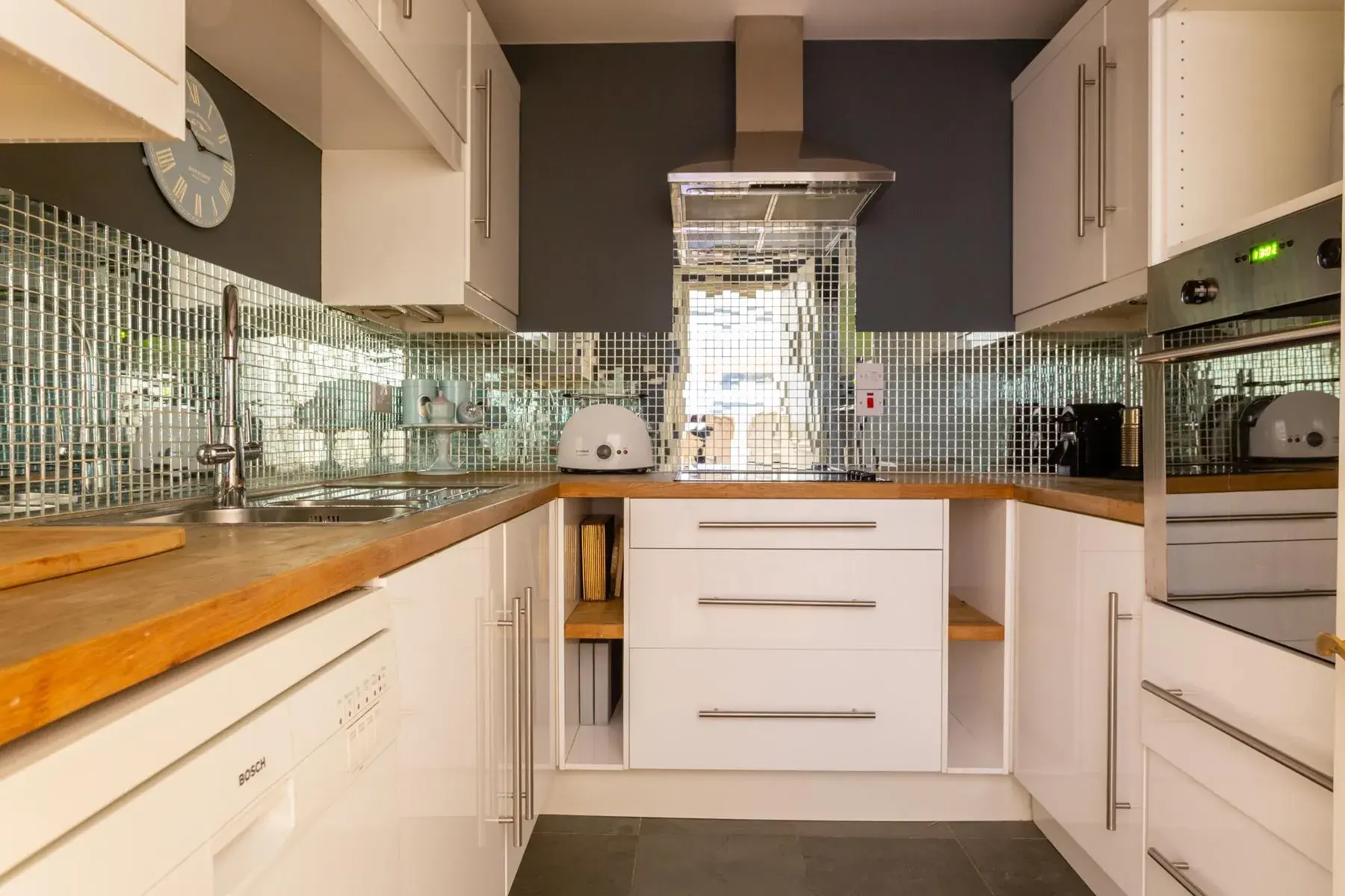 Claverton street, holiday home in Pimlico, London