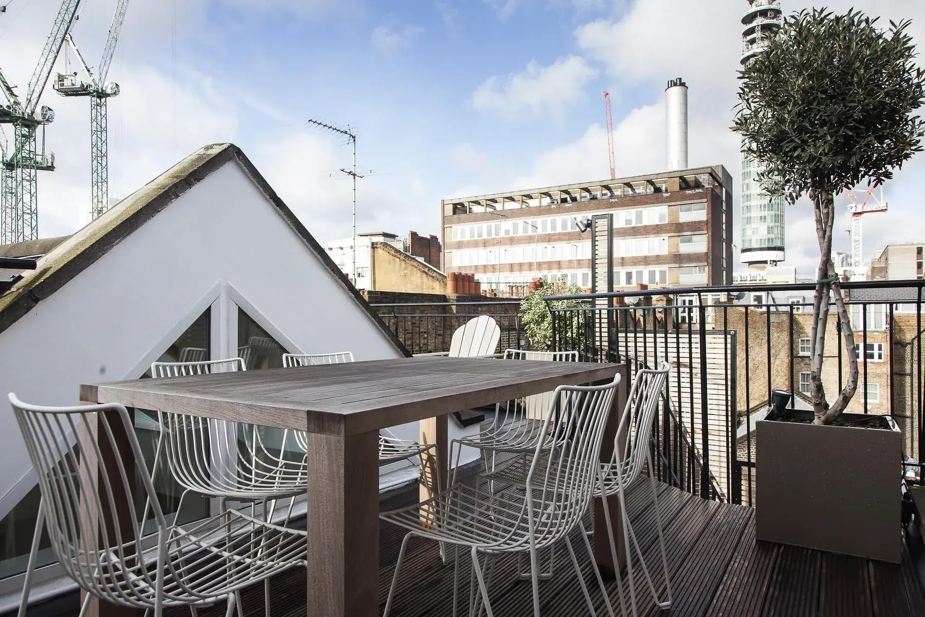 Goodge Street, holiday home in Marylebone, London