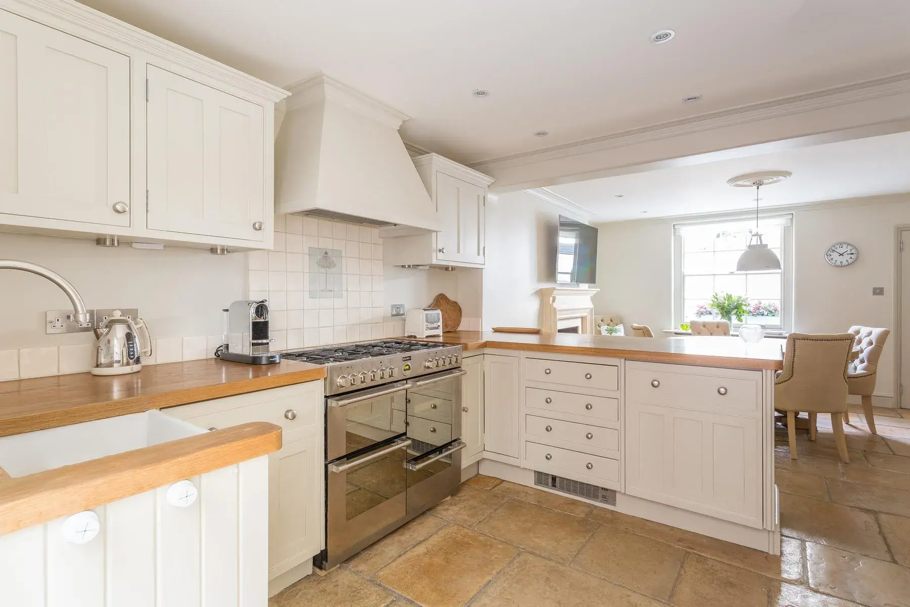 Kinnerton Street, holiday home in Belgravia, London