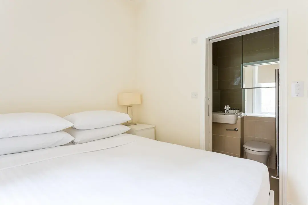 Marloes Road, holiday home in Kensington, London