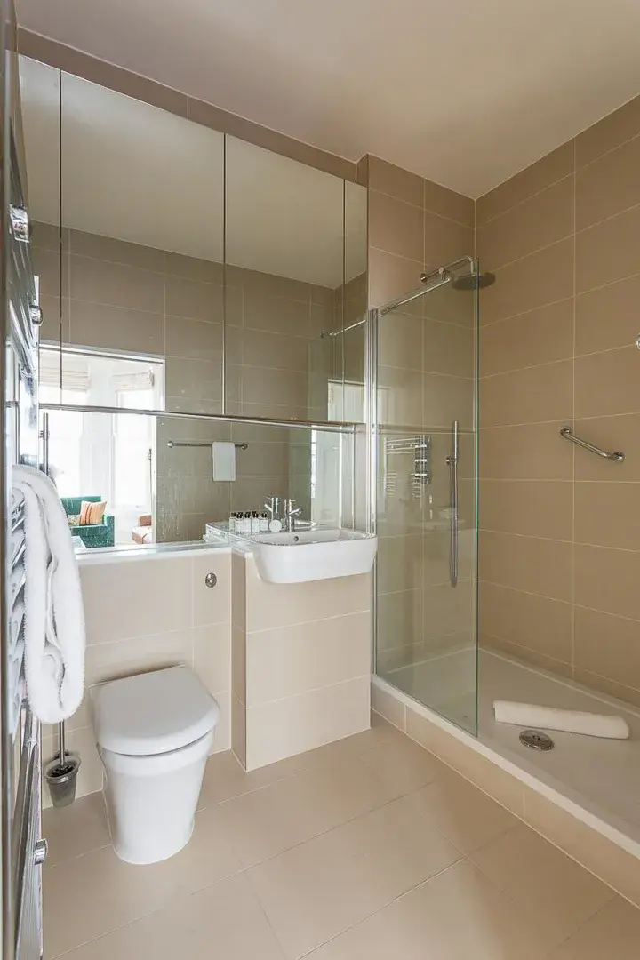 Marloes Road, holiday home in Kensington, London