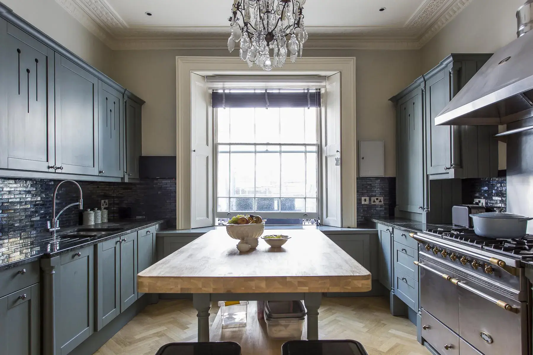 Ovington Gardens, holiday home in Knightsbridge, London