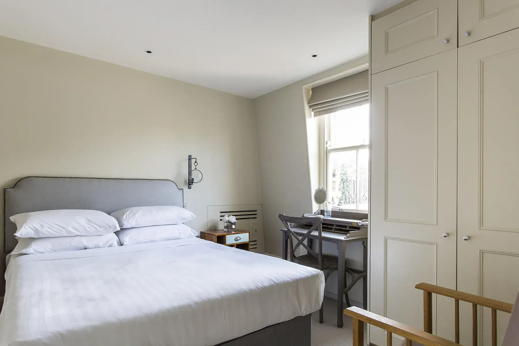 Ovington Gardens, holiday home in Knightsbridge, London