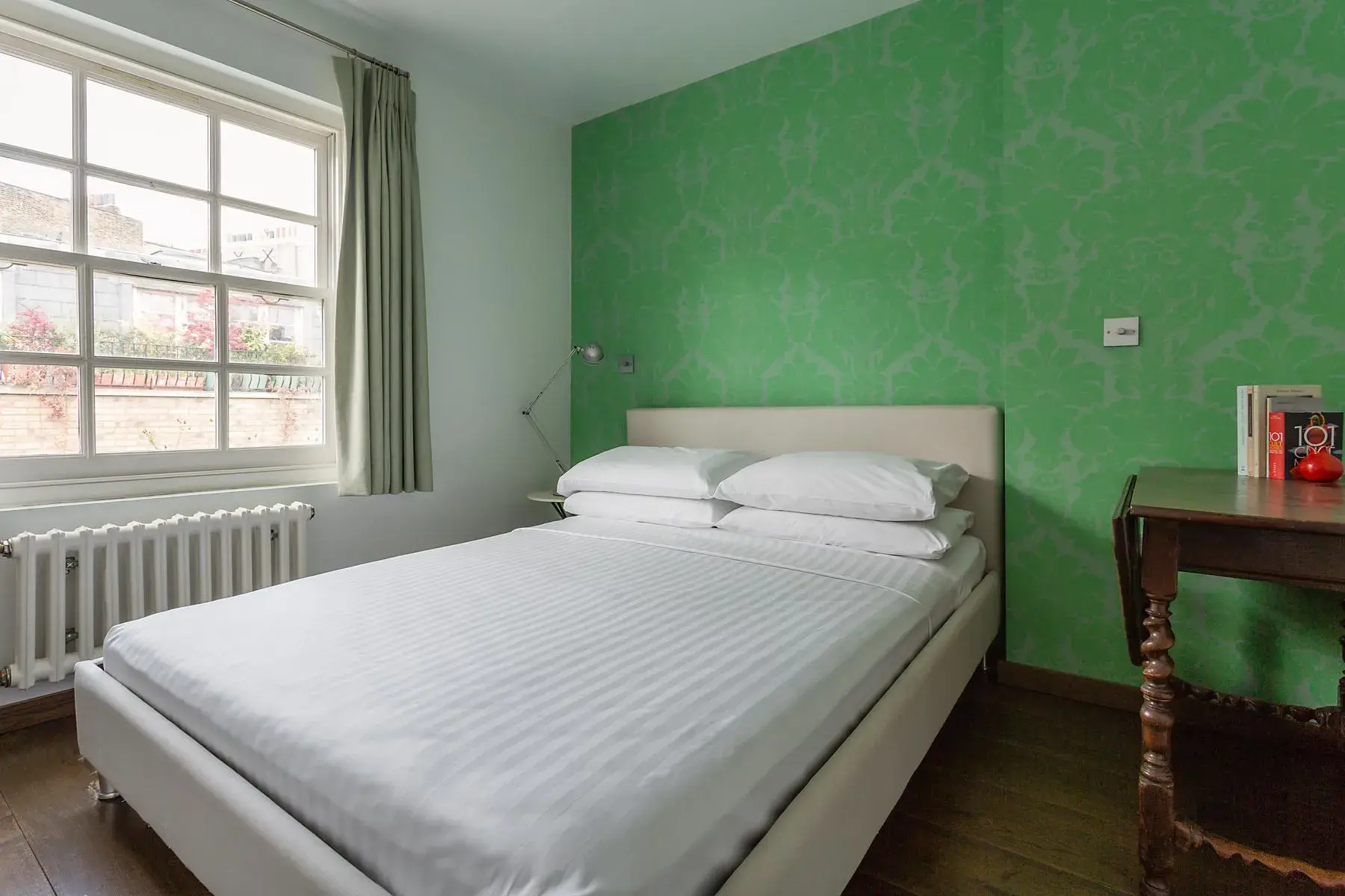 Rutland Mews South, holiday home in Knightsbridge, London