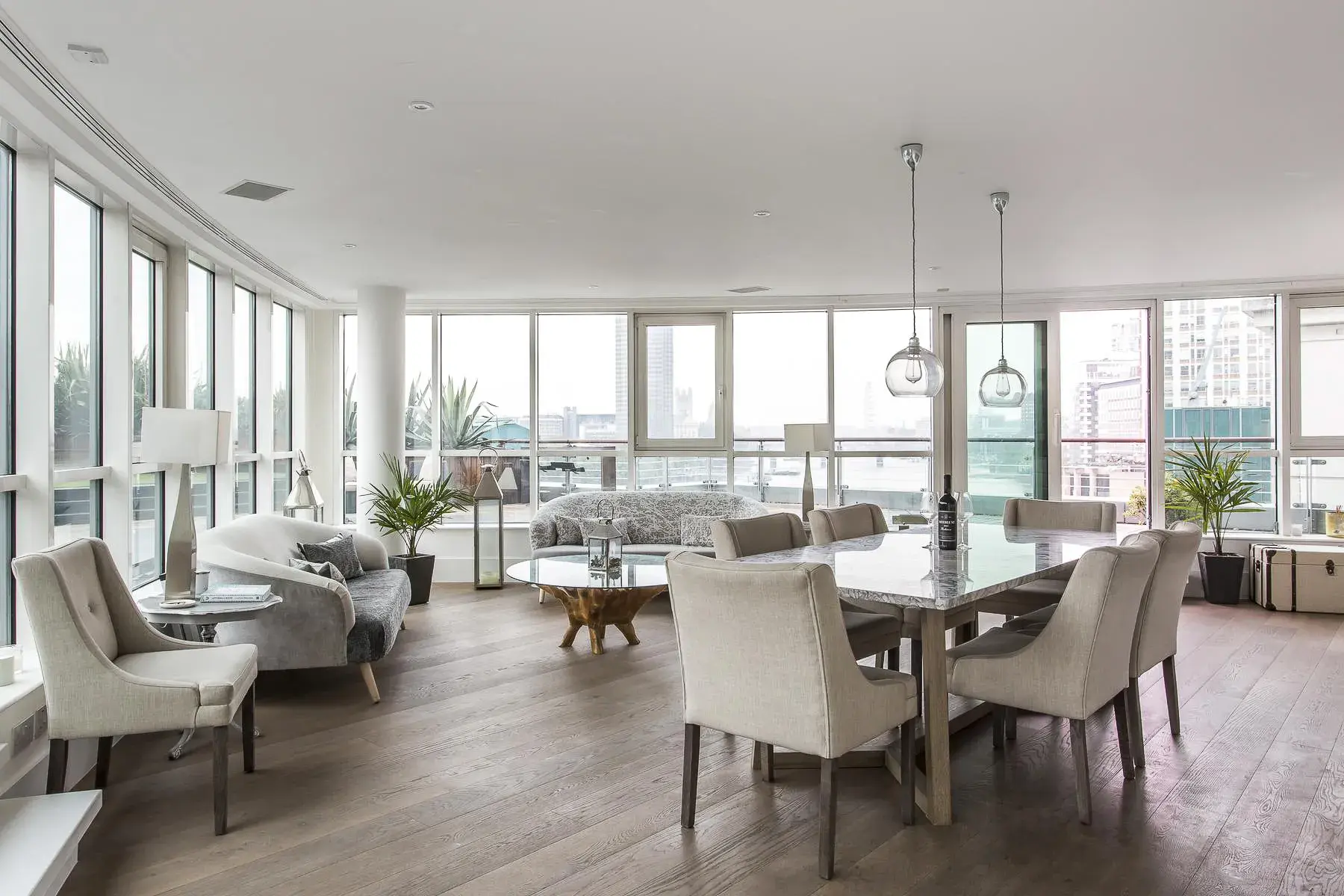 St George's Wharf , holiday home in Lambeth, London