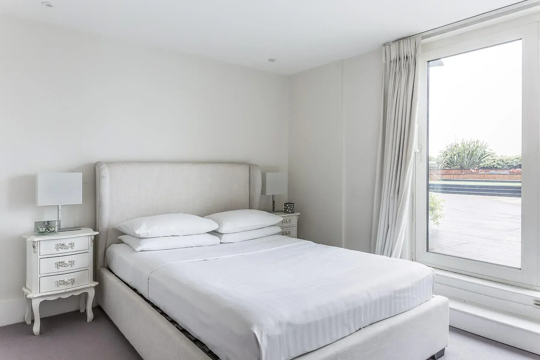 St George's Wharf , holiday home in Lambeth, London