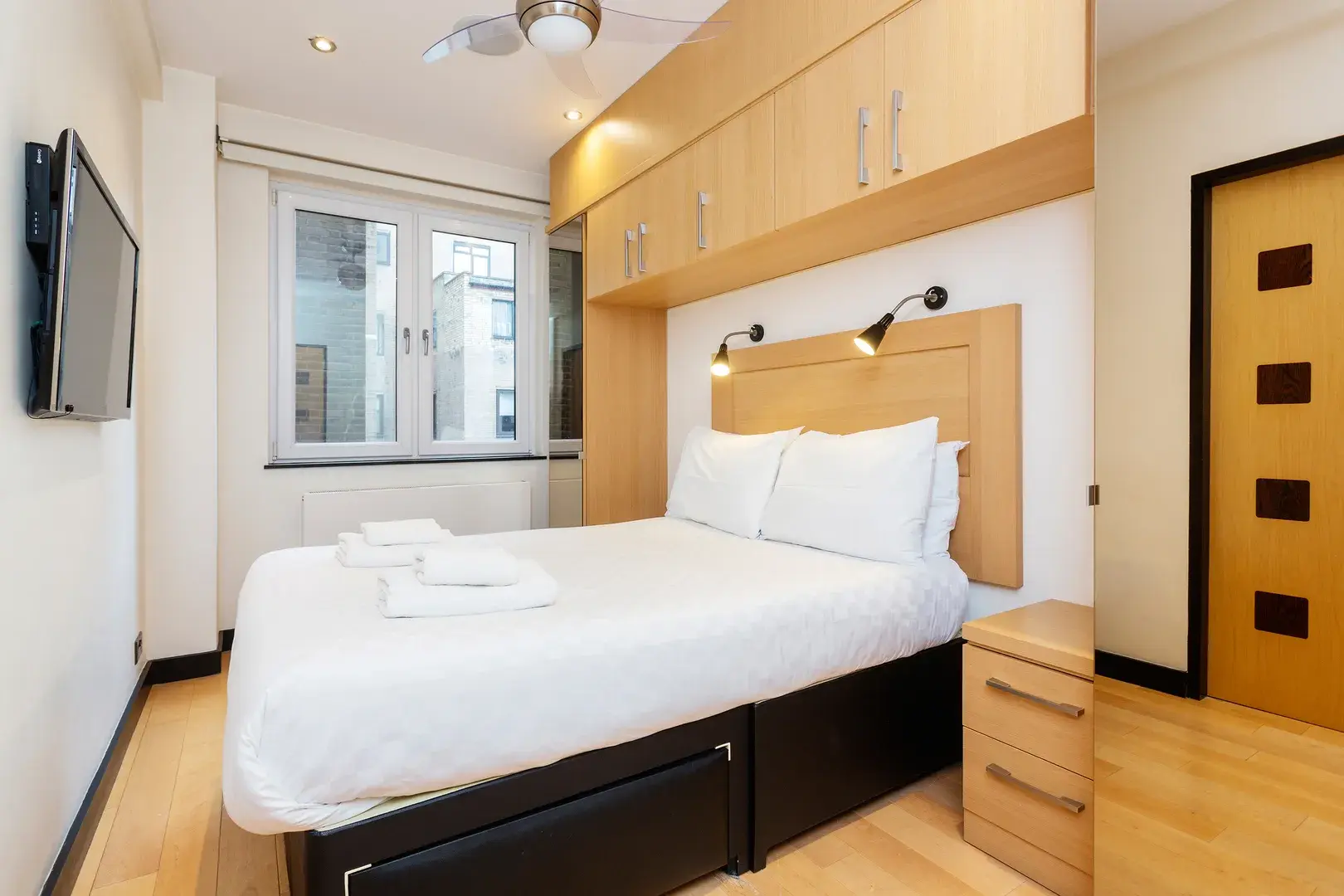 Bayswater Road, holiday home in Bayswater, London