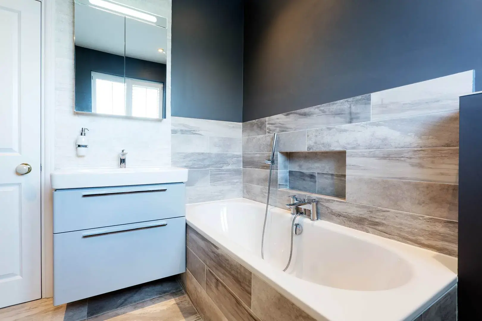 Sutherland Grove, holiday home in Wimbledon – South London, London