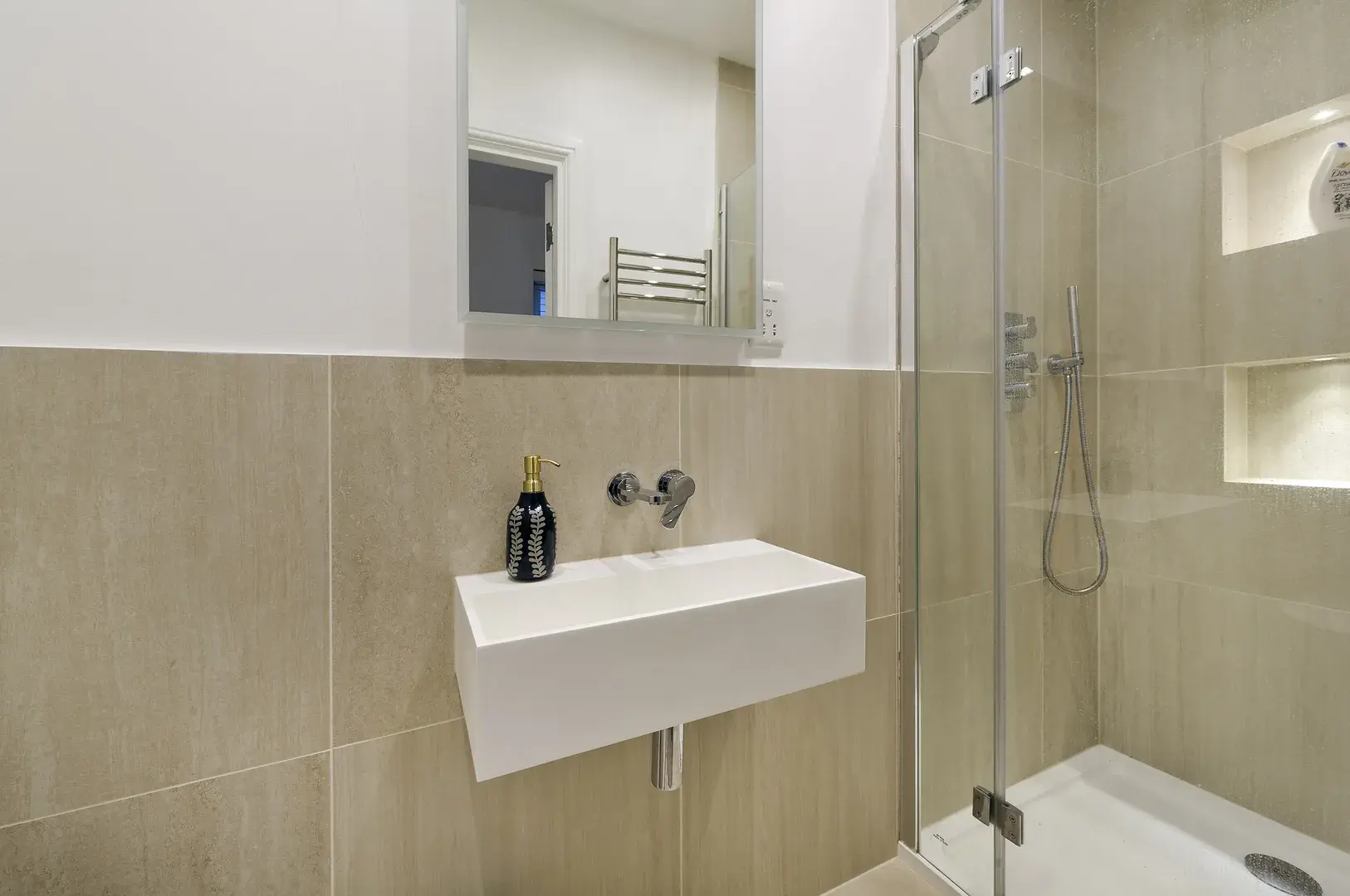 Chesilton Road, holiday home in Fulham, London