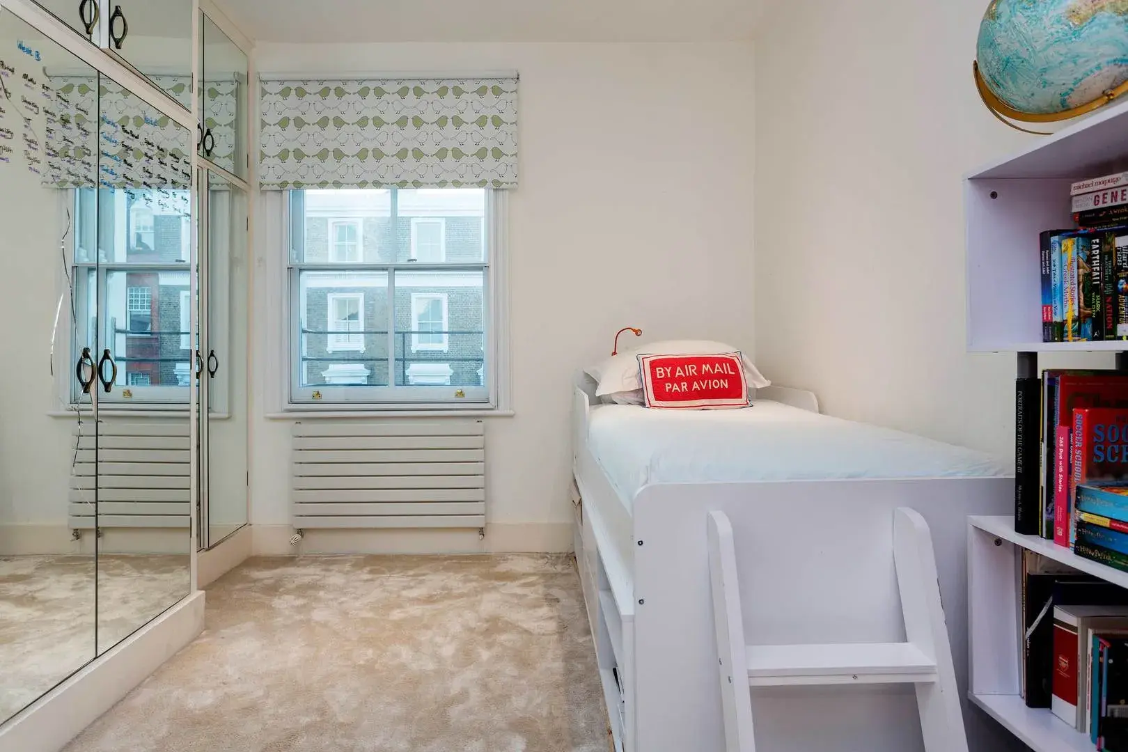 Oakley Street, holiday home in Chelsea, London