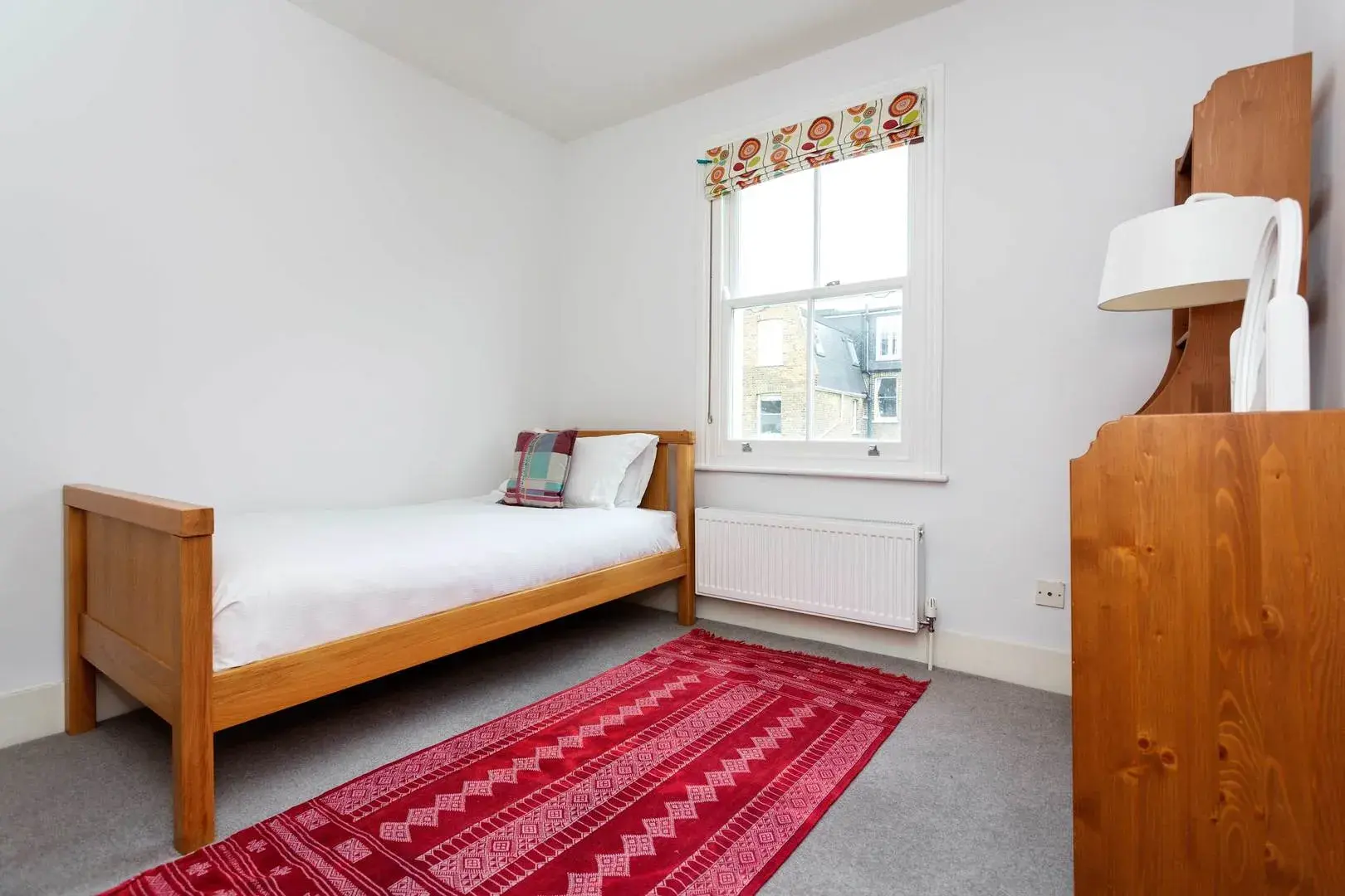 Leathwaite Road, holiday home in Clapham, London