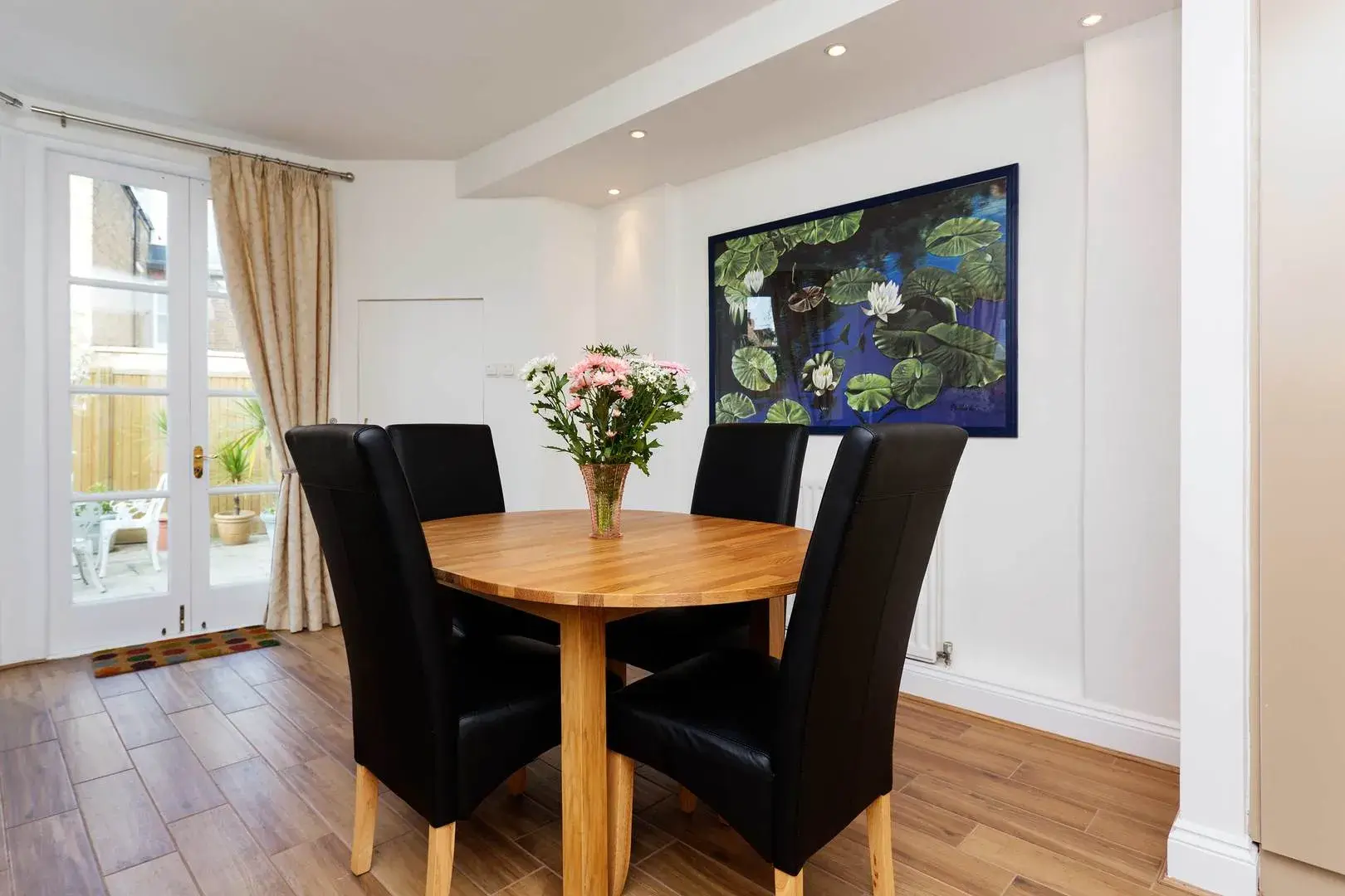 Holmdale Road, holiday home in London