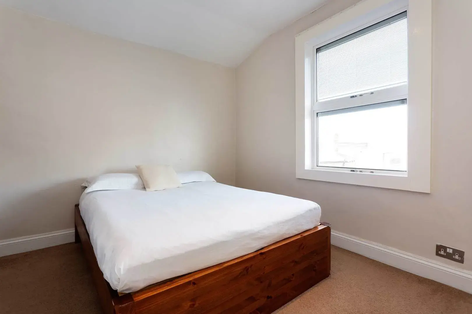 Holmdale Road, holiday home in London