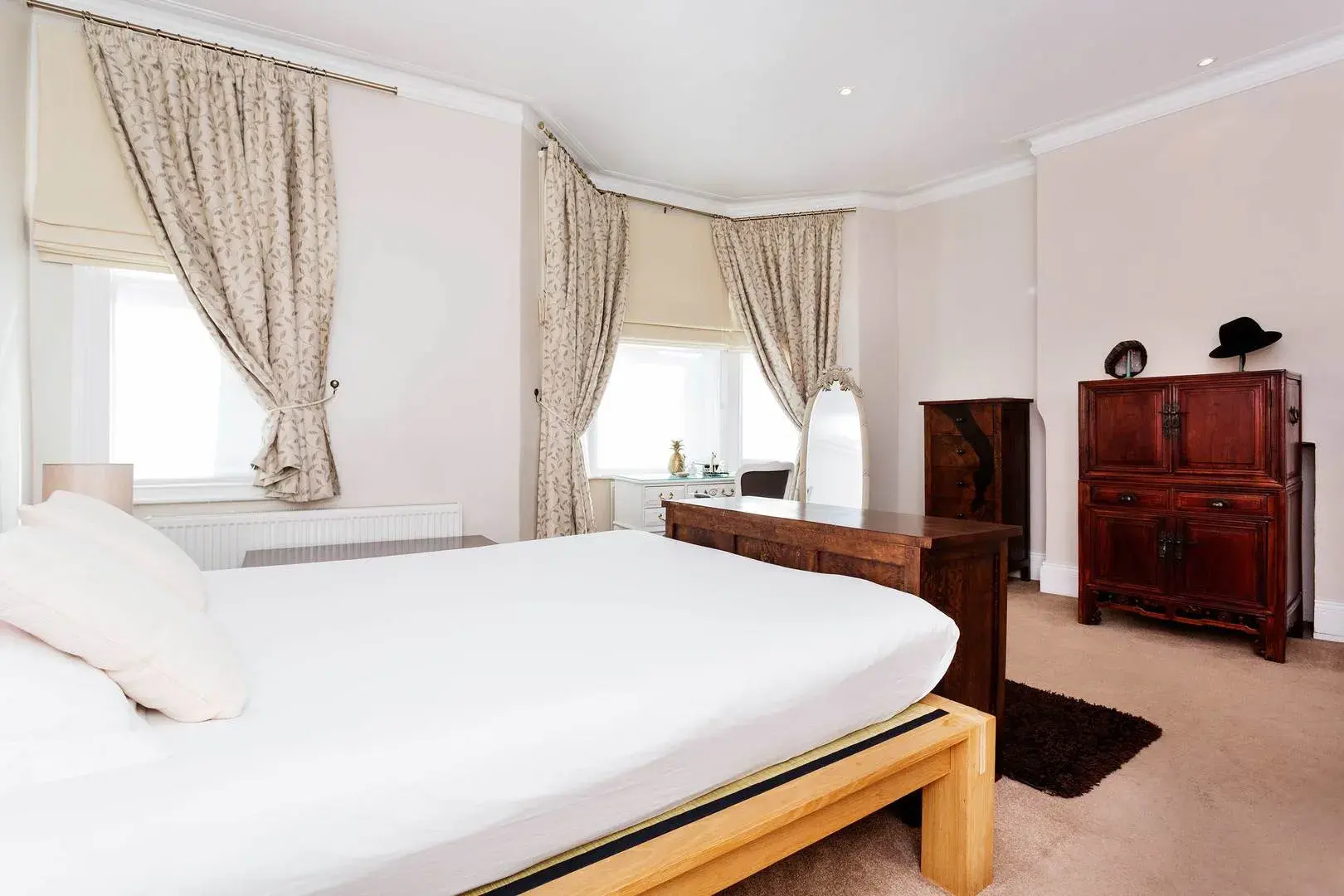 Holmdale Road, holiday home in London