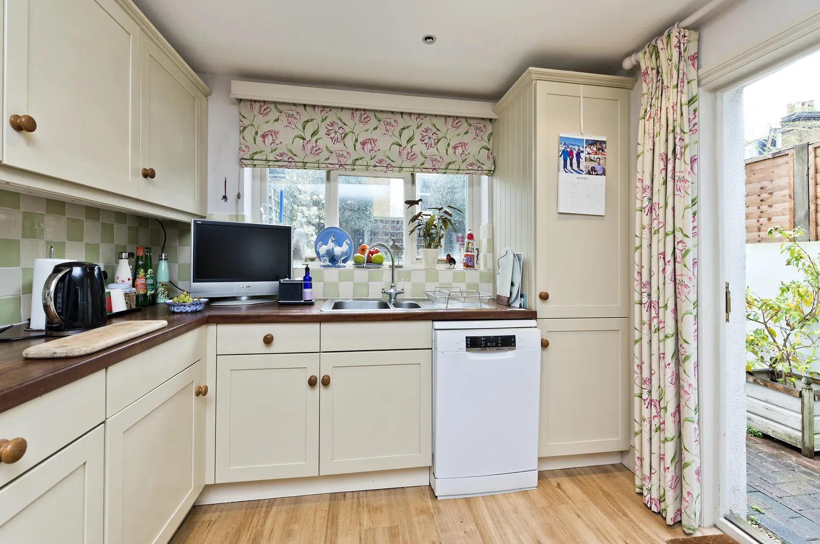 Wakehurst road, holiday home in Clapham, London