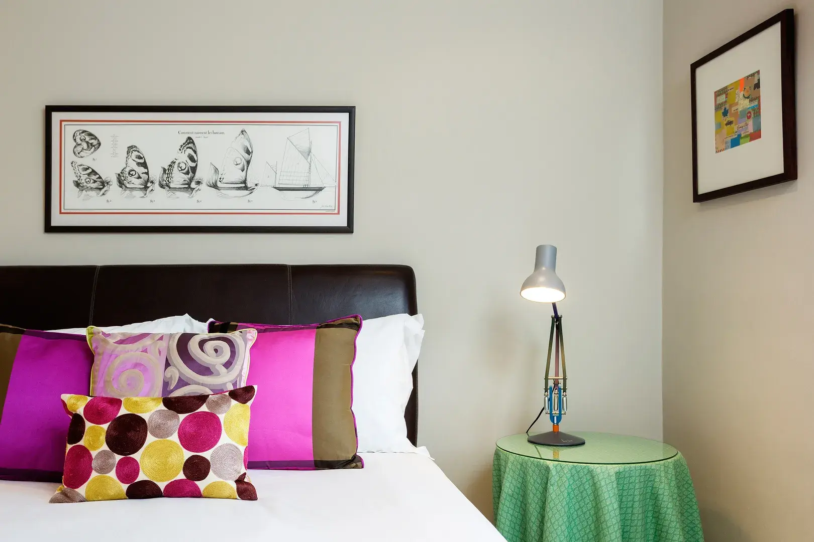 Corringham Road, holiday home in Hampstead, London