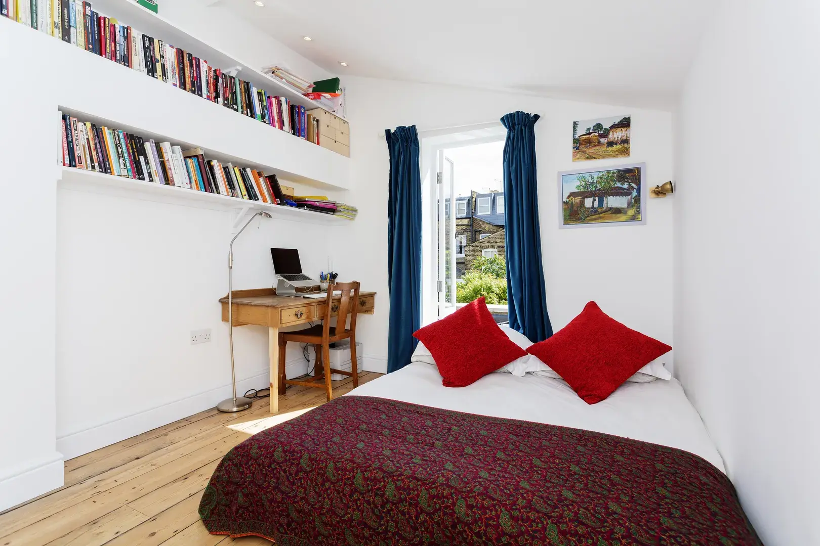 Aden Grove, holiday home in London