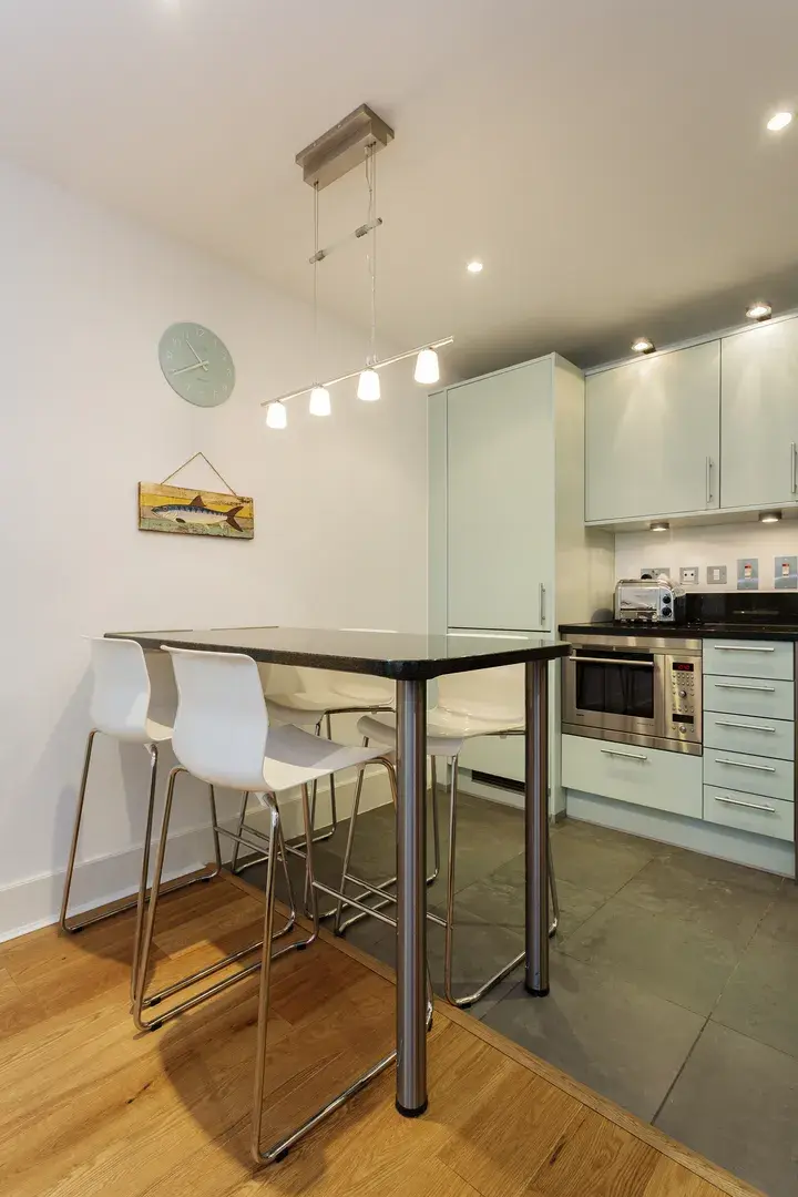 St George's Wharf II, holiday home in London