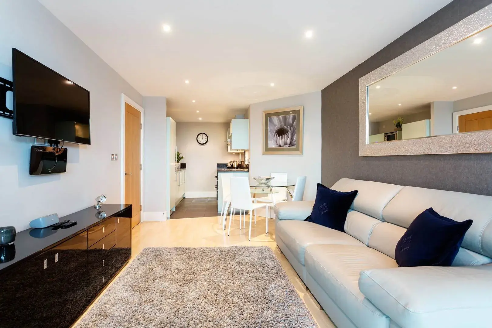 St George's Wharf, holiday home in Brixton, London