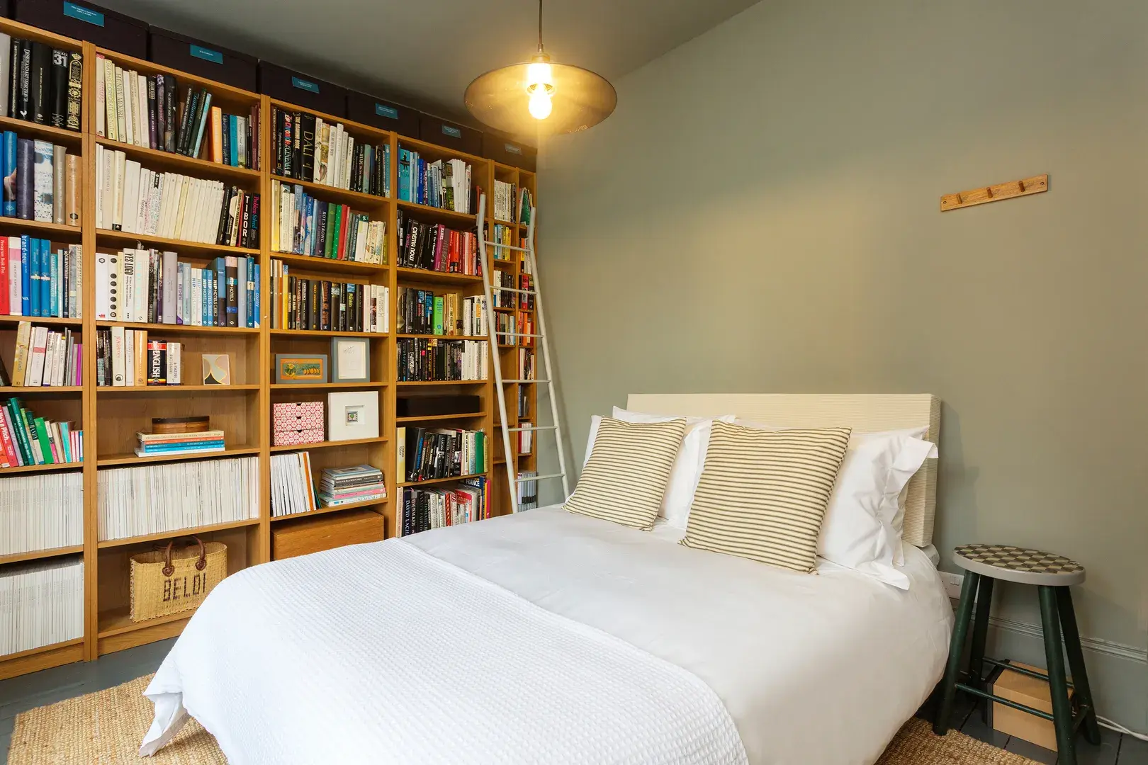 Park Avenue South, holiday home in London