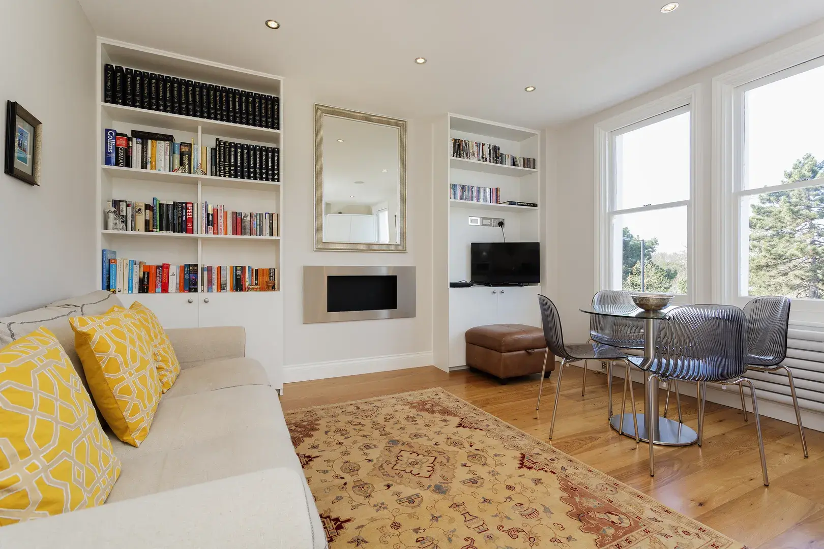 Fulham Palace Road, holiday home in Fulham, London