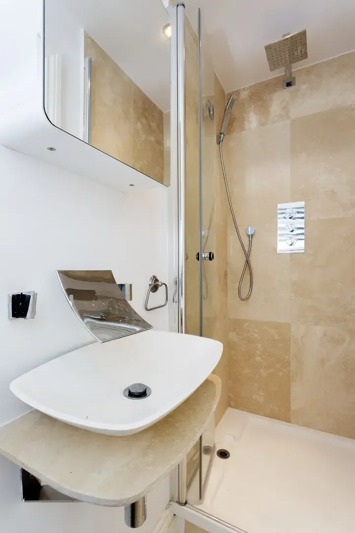 Fulham Palace Road, holiday home in Fulham, London