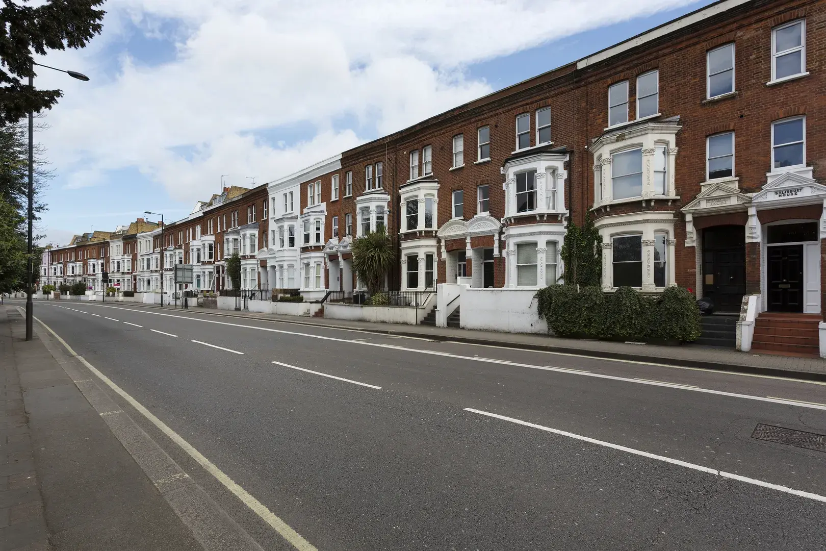 Fulham Palace Road, holiday home in Fulham, London