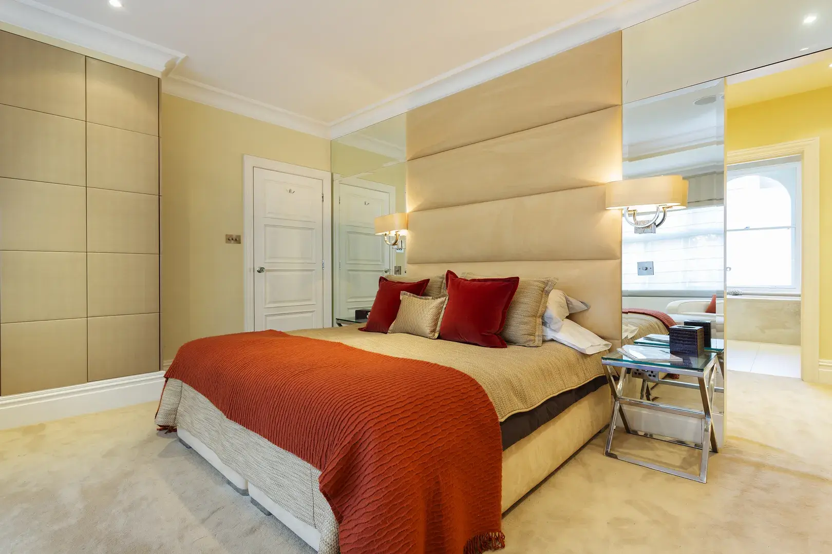 Addison Road, holiday home in Kensington, London