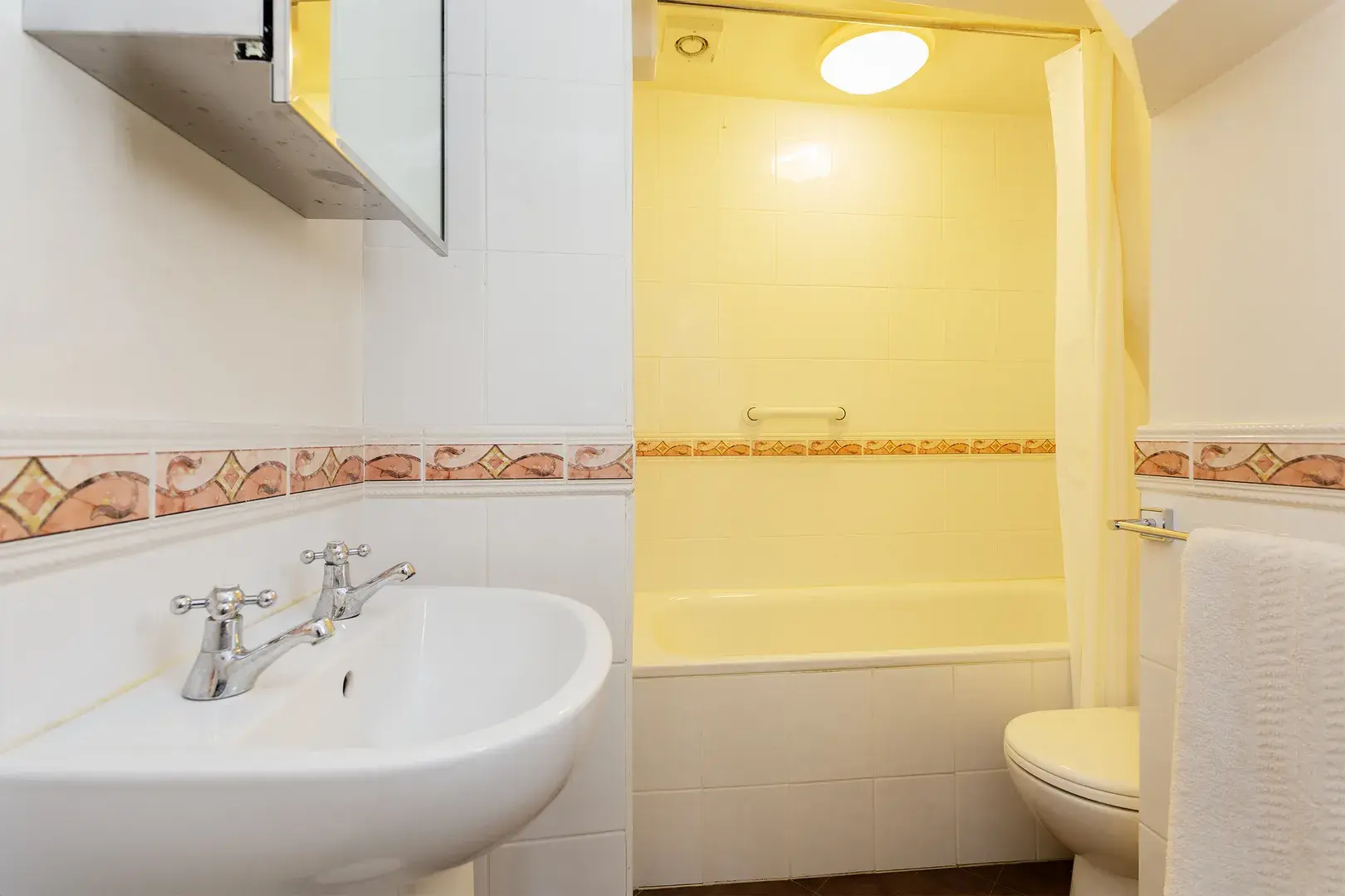 West Grove, holiday home in London