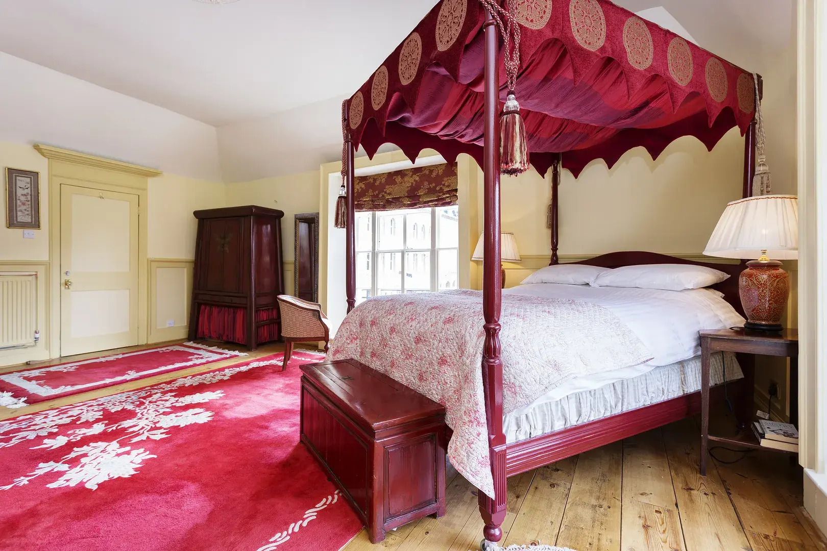 West Grove, holiday home in London