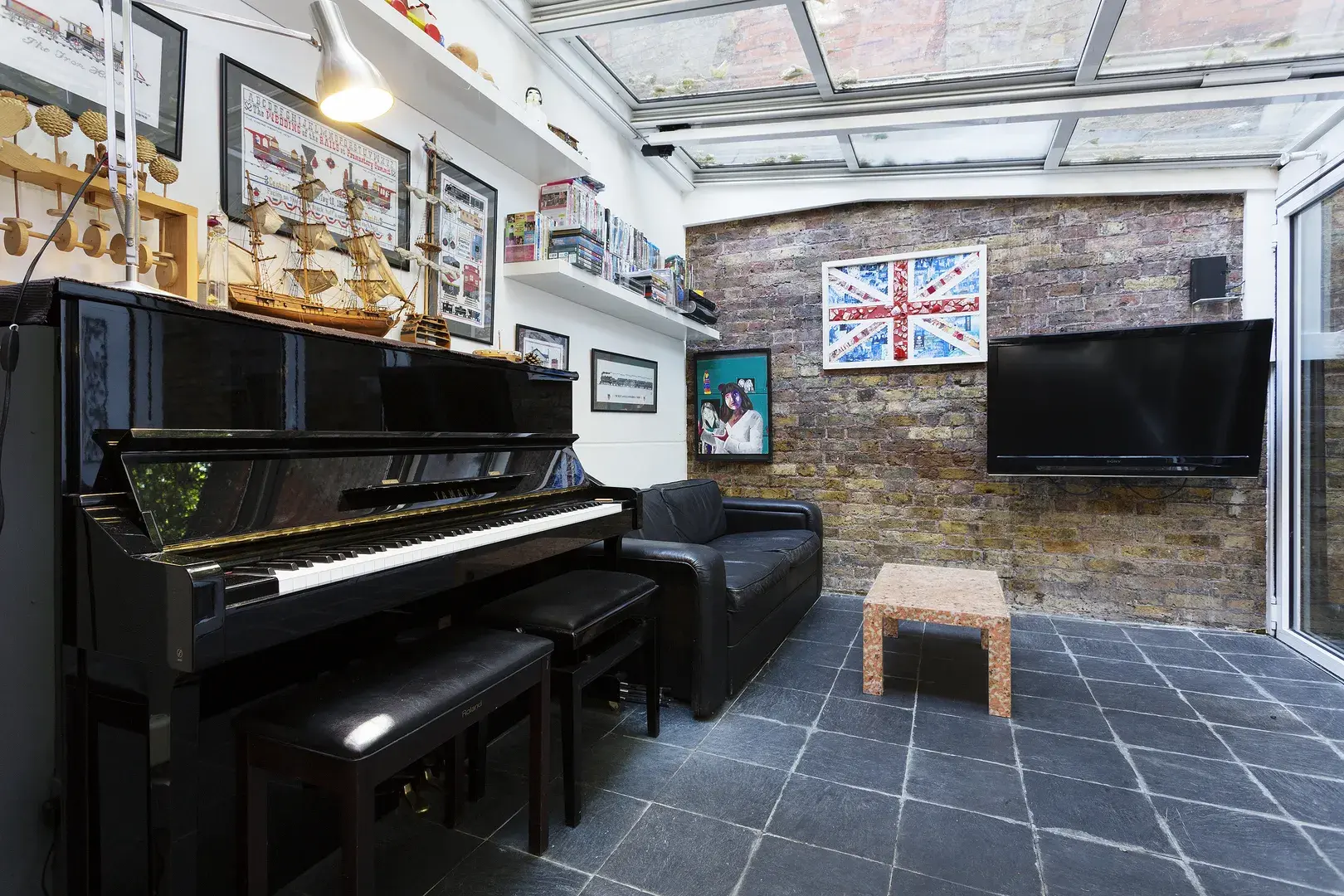 Drayson Mews, holiday home in Kensington, London